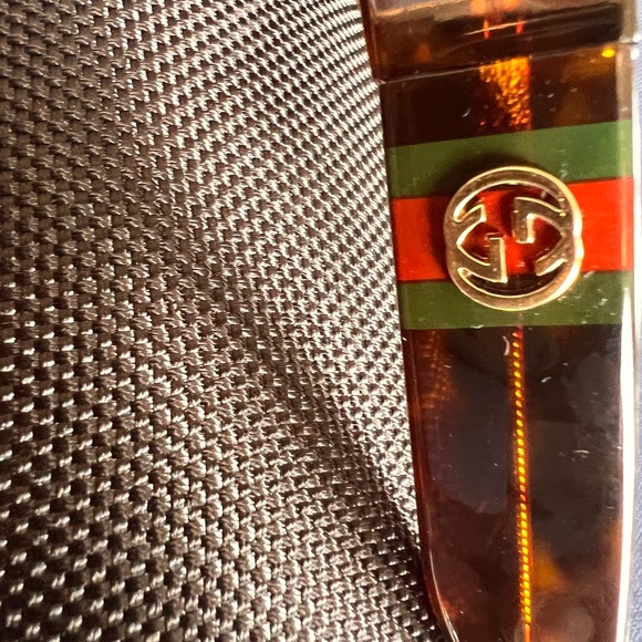GUCCI SUNGLASSES IN EXCELLENT USED CONDITION - Picture 5 of 13